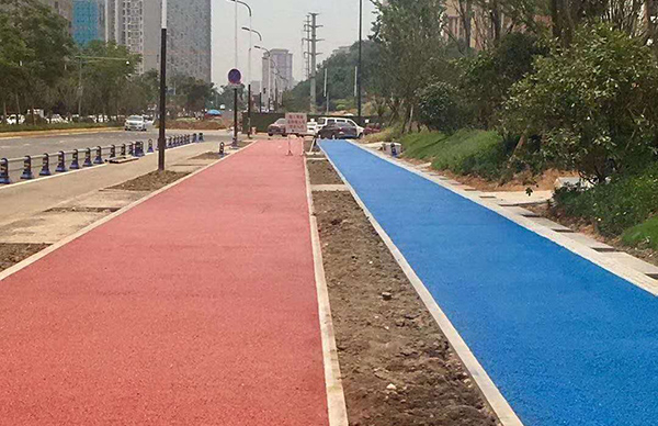 彩色透水混凝土的施工過(guò)程